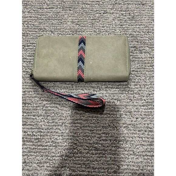 no name Handbags - Wristlet Clutch with Chevron Strap - Olive/Coral
